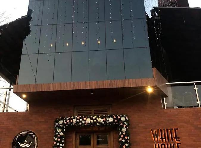 Whitehouse Residency Hotel Palakkad