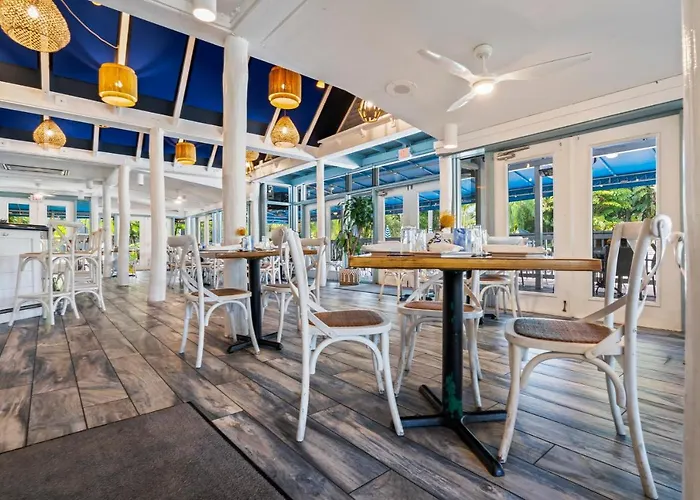 Park Shore Resort Naples