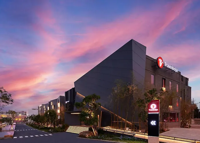 Travelodge Nimman Chiang Mai