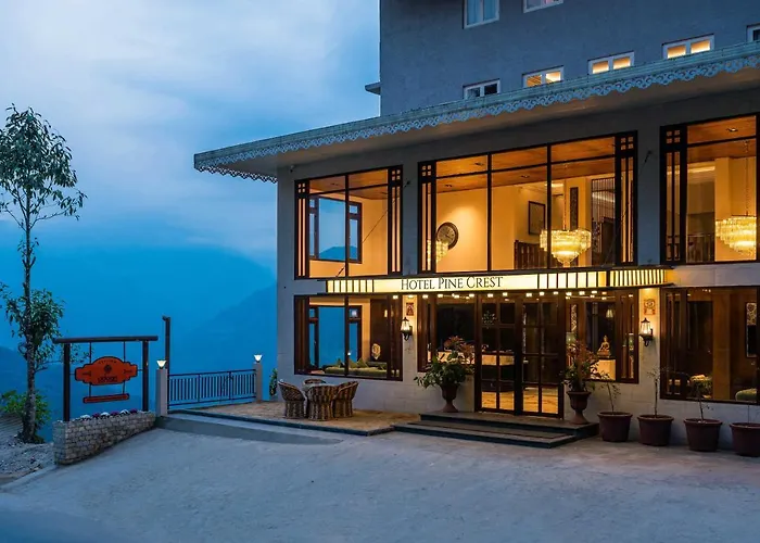 Udaan Hotel Pine Crest Pelling