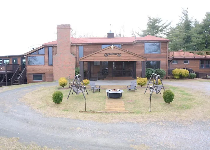 Bent Mountain Lodge Roanoke