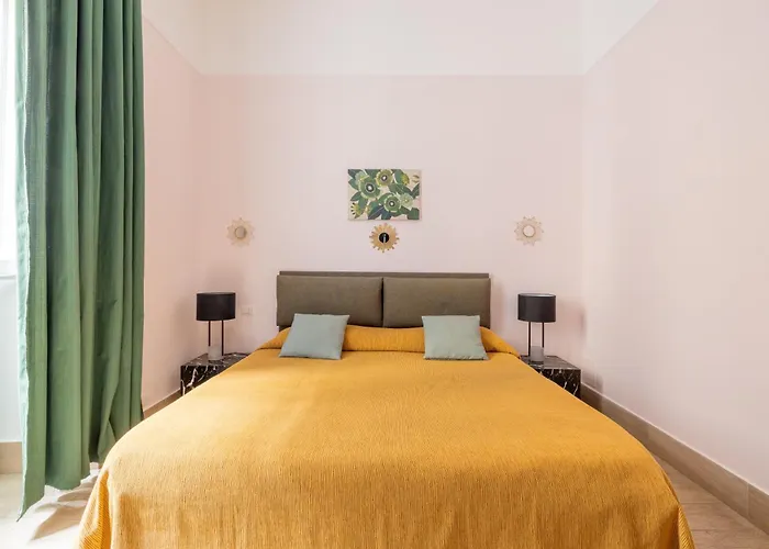 Domus Castroni Scipioni Bed & Breakfast Rome