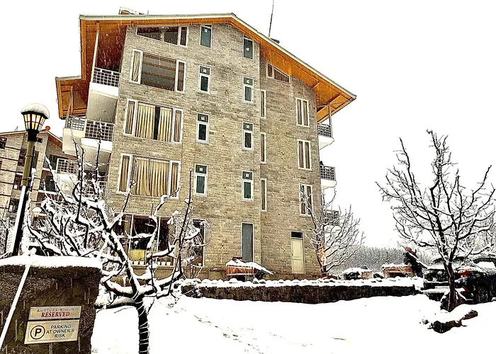 La Aero Resort Home In Snow Mountains Manali 