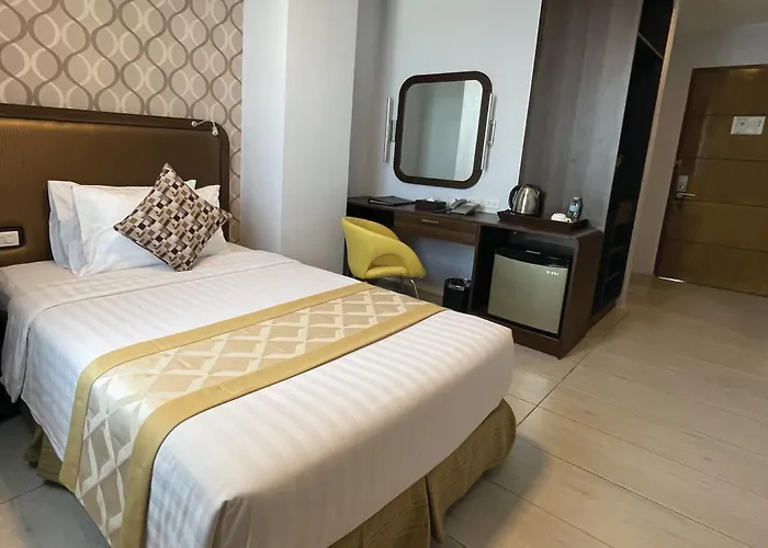 One Central Hotel & Suites Cebu
