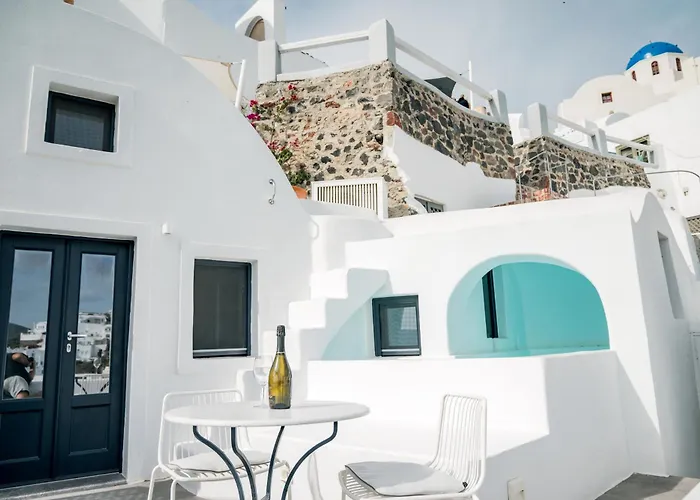 Chelidonia Luxury Suites Oia