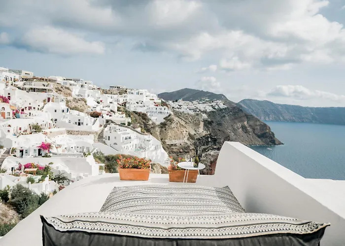 Chelidonia Luxury Suites Oia