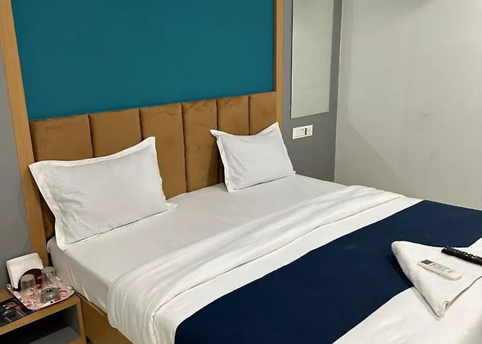 Hotel Sky Palace Adajan Surat