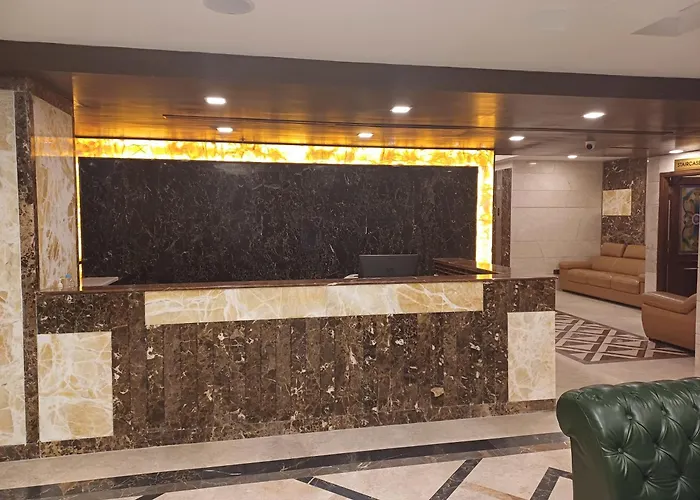 Hotel Benzz Park Chennai