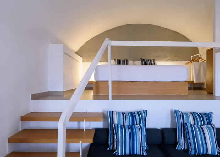 Muses Cycladic Suites Oia