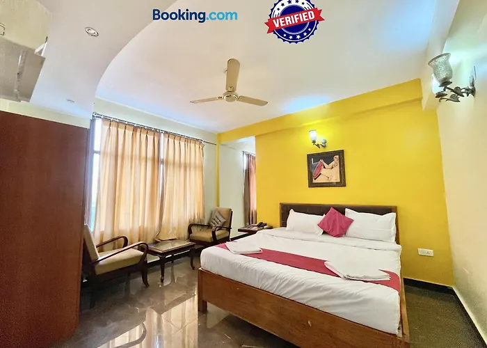 Hotel Surya Beach Inn ! Puri Near-Sea-Beach-And-Temple Fully-Air-Conditioned-Hotel With-Lift-And-Parking-Facility