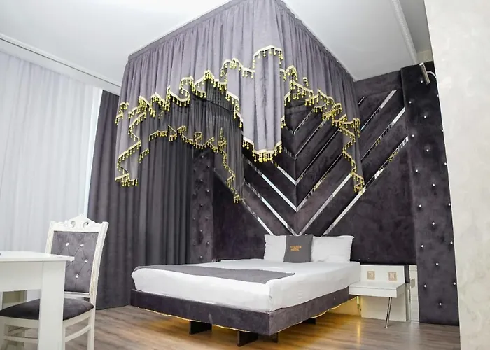 Titanik Hotel Baku