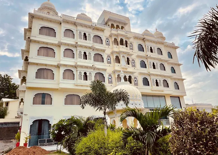 Mewar Palace Resort And Spa Udaipur