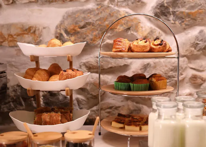 V1935 Luxurious Apartments Athens