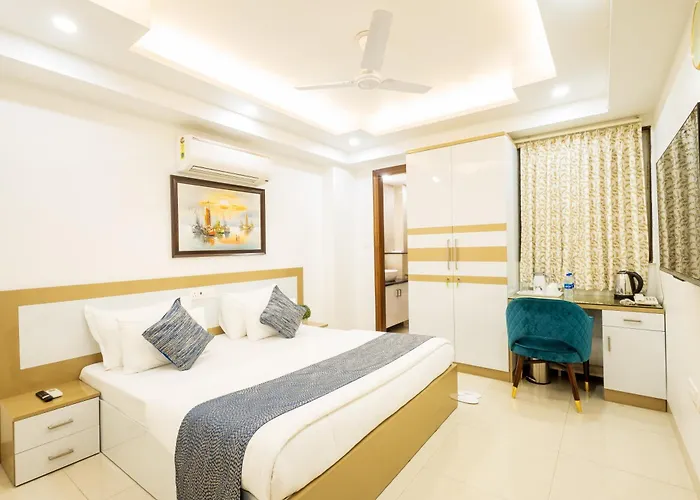 Hotel Krish - Near Medanta And Fortis Hospital Gurugram Gurgaon