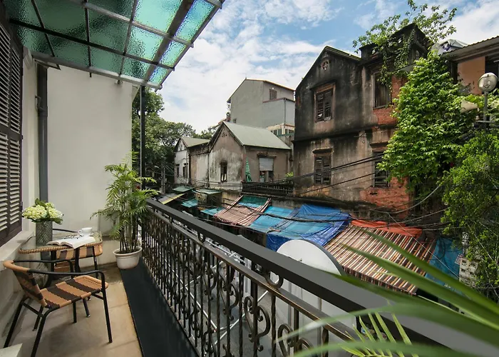 Trangtrang Premium Hotel & Sky Bar Hanoi