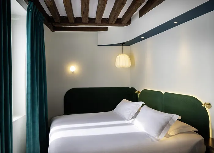 Hotel L De Lutece - Notre-Dame Paris