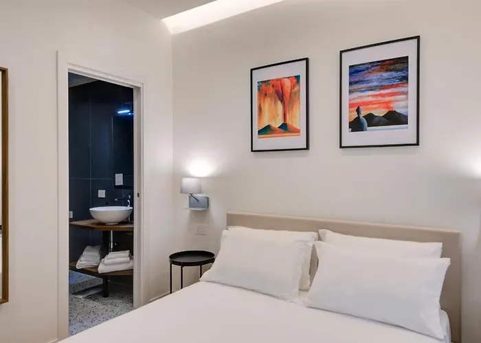 Well Suites - Piazza Dei Martiri Naples