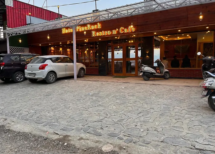 Pinerock Resort, Mussoorie ! Luxury Rooms ! Mountain View ! Open Terrace ! Cafe