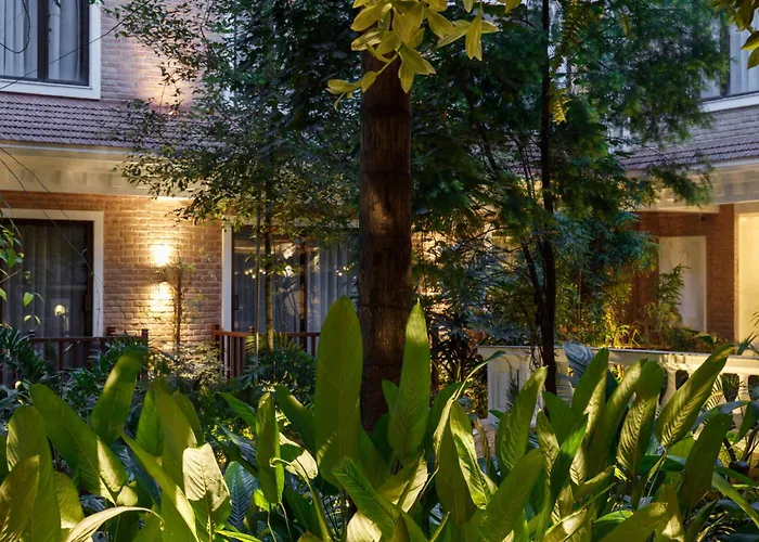 Hotel Thrive, A Tropical Courtyard Kathmandu
