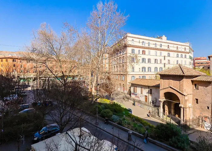 Hanky Suite Rome