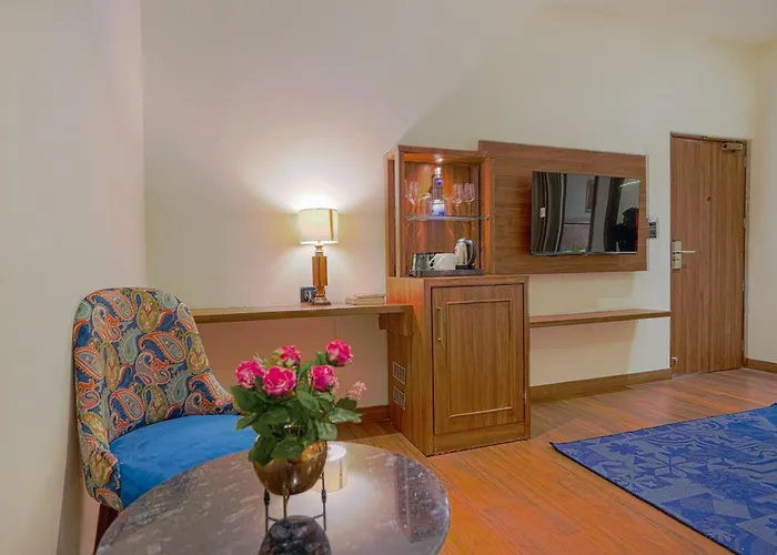 Hotel Escala Best 3- Star Hotel In Amritsar