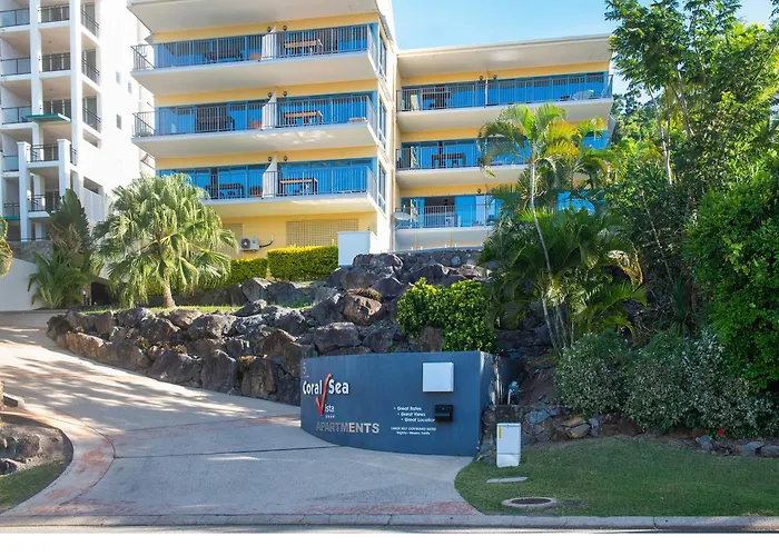 Coral Sea Vista Apartments Airlie Beach