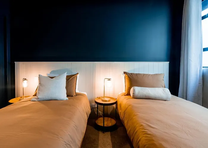 The Cobbler Hotel Wellington