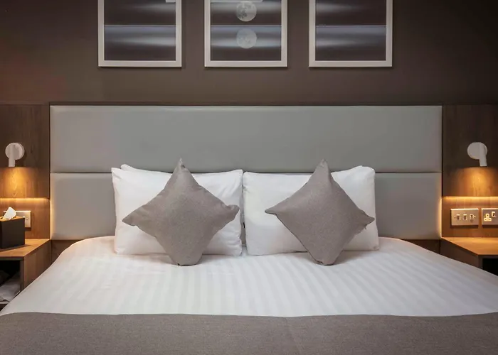 Best Western Plus Vauxhall Hotel London