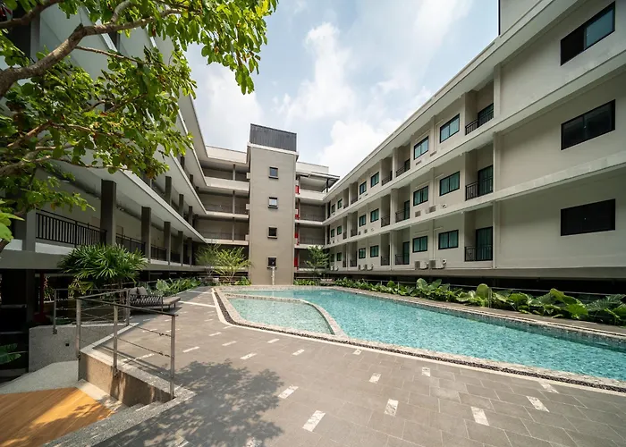 College Haus Rangnam Hotel Bangkok