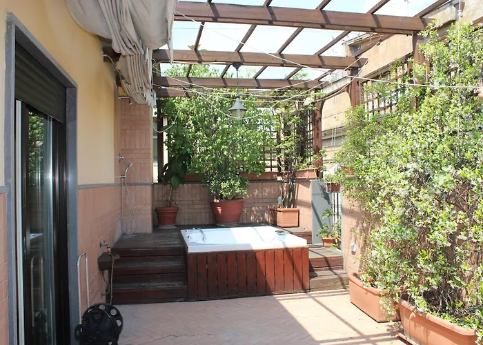 Hotel Suite Ares Naples