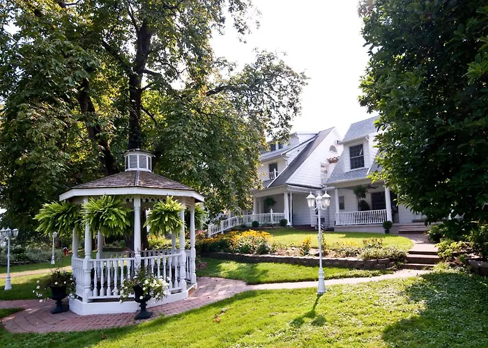 Chestnut Inn Niagara Falls
