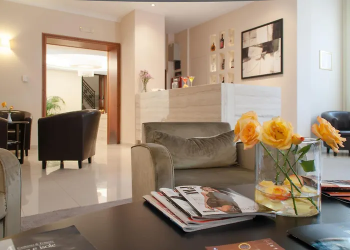 Hotel Nuvo Naples