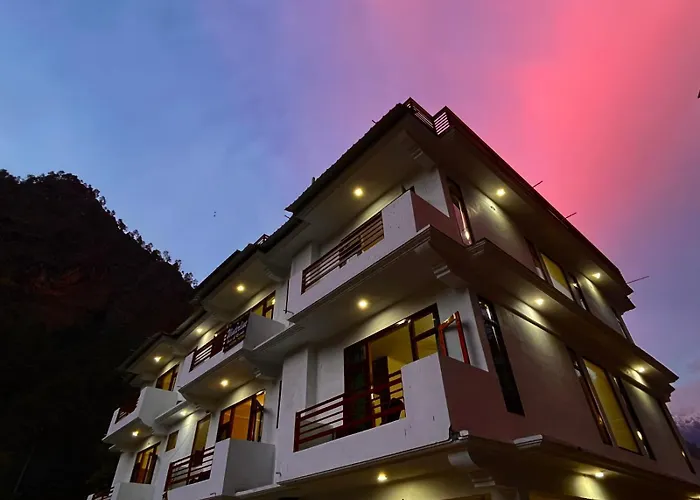 Hotel New Panchali With Mountain View By Winterline, Kasol