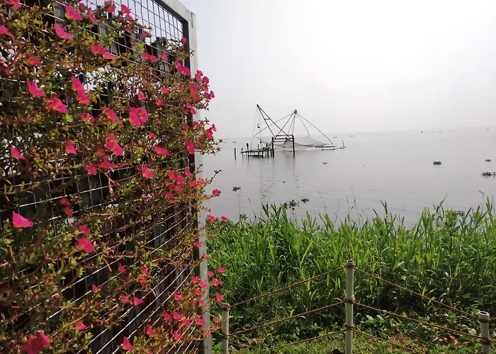 Deshadan Backwater Resort - The Best Sunrise View Alappuzha