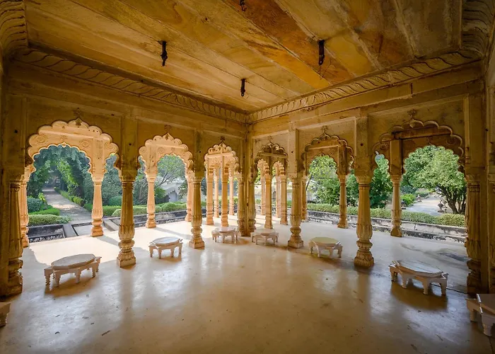 Neemrana'S - Deo Bagh Hotel Gwalior