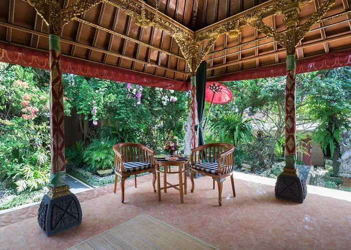 Nuaja Balinese Guest House Ubud 