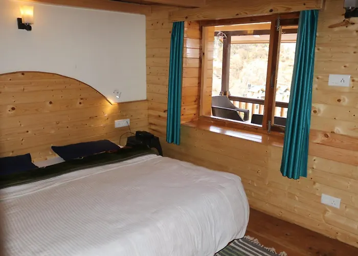 Forest Wood Cottage Manali 