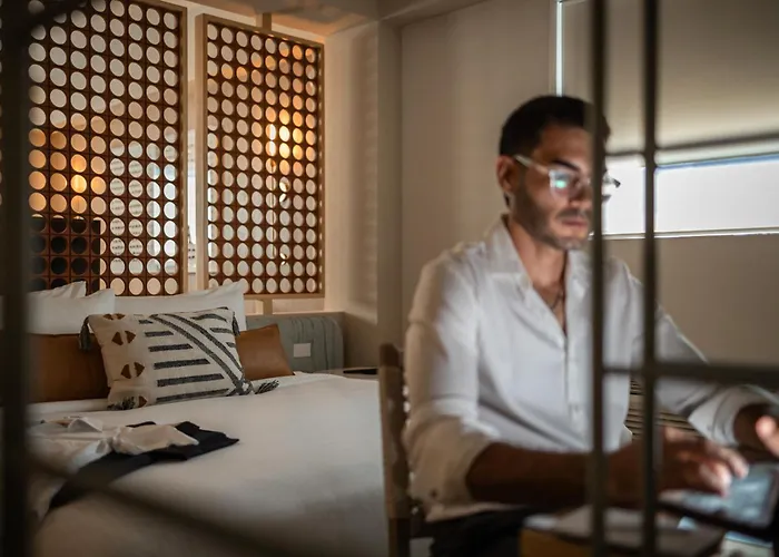 Hibird- Apartment And Suites Hotel San Juan