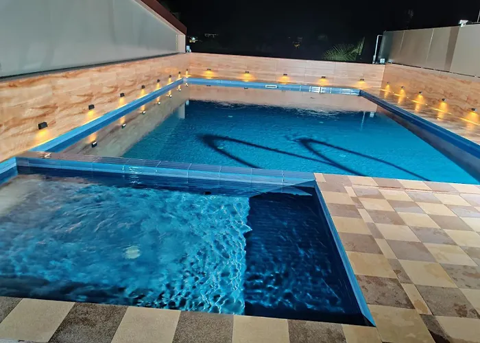 Hotel Newline Orchid Guruvayur