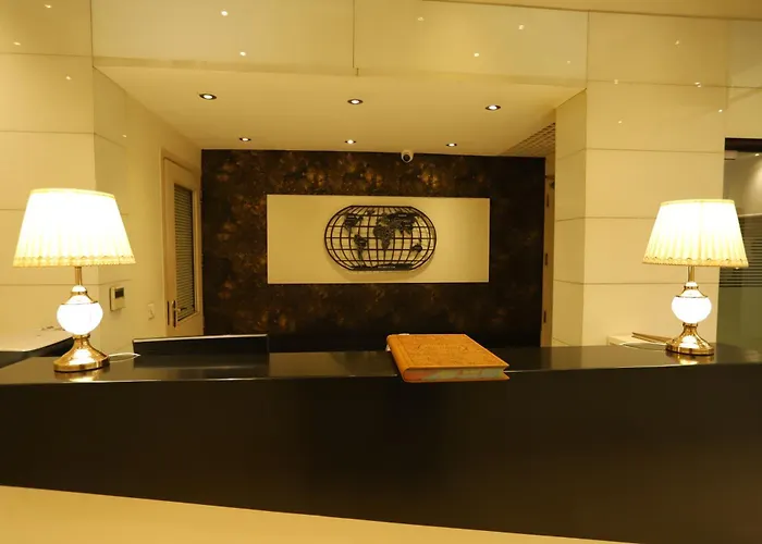 Hotel Amrapali Grand New Delhi