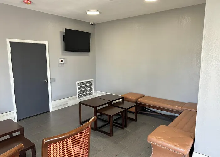 Nola Inn & Suites New Orleans