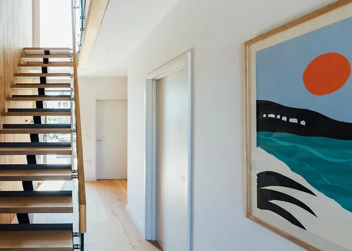 Una St Ives
