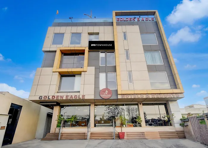 Golden Eagle By Wizowll Group Of Hotel And Banquet Jaipur