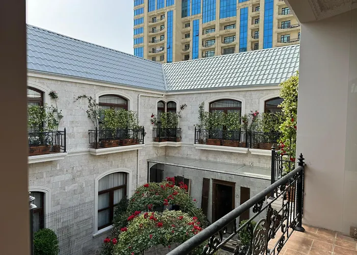 Midway Baku Hotel