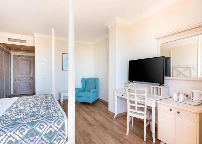 Globales Paraiso Beach Estepona