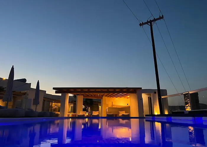Crystal Suites Mykonos Town