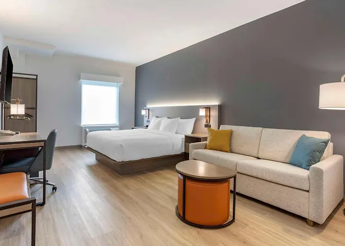 Four Points By Sheraton Newark Airport