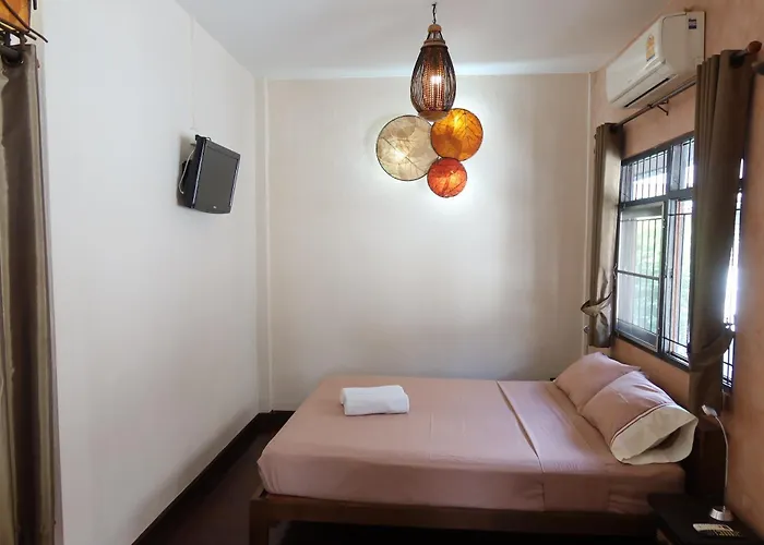 Banjai Garden Guesthouse Chiang Mai