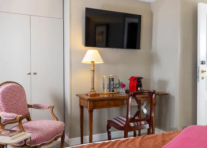 Hotel Le Relais Des Halles Paris