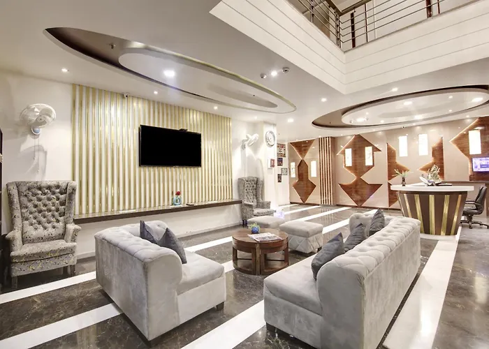 Hotel All Iz Well - Just A Min Away From New Delhi Railway Station